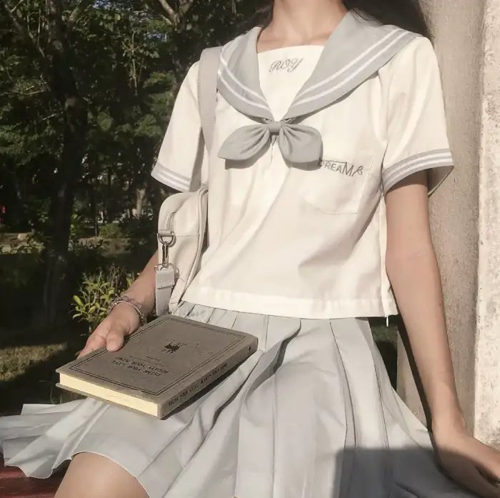 怜情蜜意